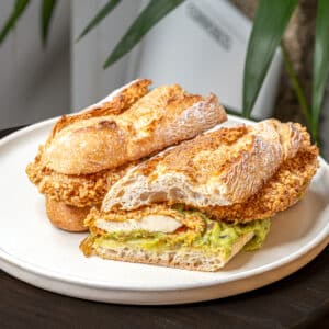 POLLO GÜEY*